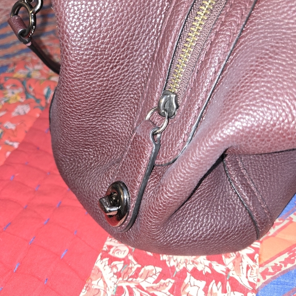 Coach Turnlock Edie Deep Purple Shoulder Bag Handbag Purse - Picture 6 of 9